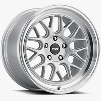 ESR CR01 18X9.5 ET35 (5X114.3 / 72.56) - Hyper Silver - Machined Lip